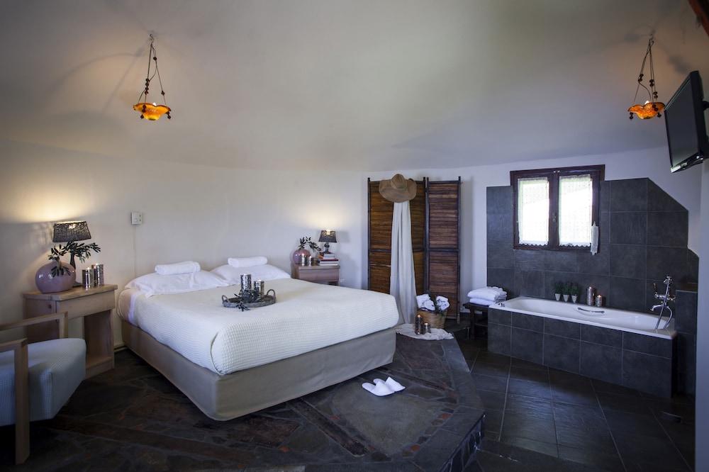 Dohos Boutique Hotel Лариса Екстериор снимка