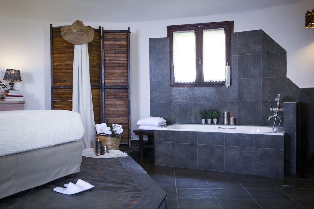 Dohos Boutique Hotel Лариса Екстериор снимка