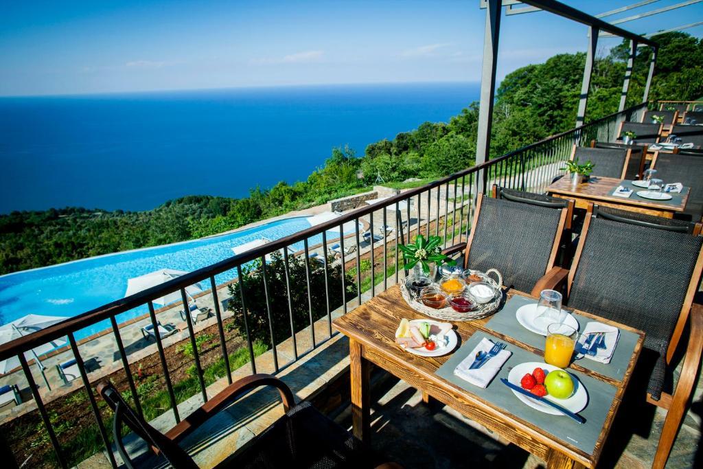 Dohos Boutique Hotel Лариса Екстериор снимка