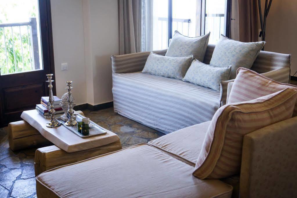 Dohos Boutique Hotel Лариса Екстериор снимка